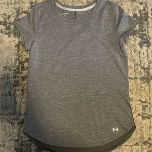 Underarmour ladies top Sz M